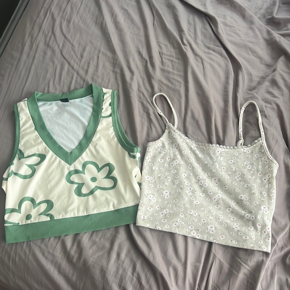 2 for 1 Green Floral Tank Tops